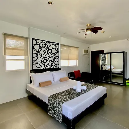 Micasa Lodge Palawan Coron Exterior photo